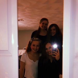 Meet your Posher, Kara